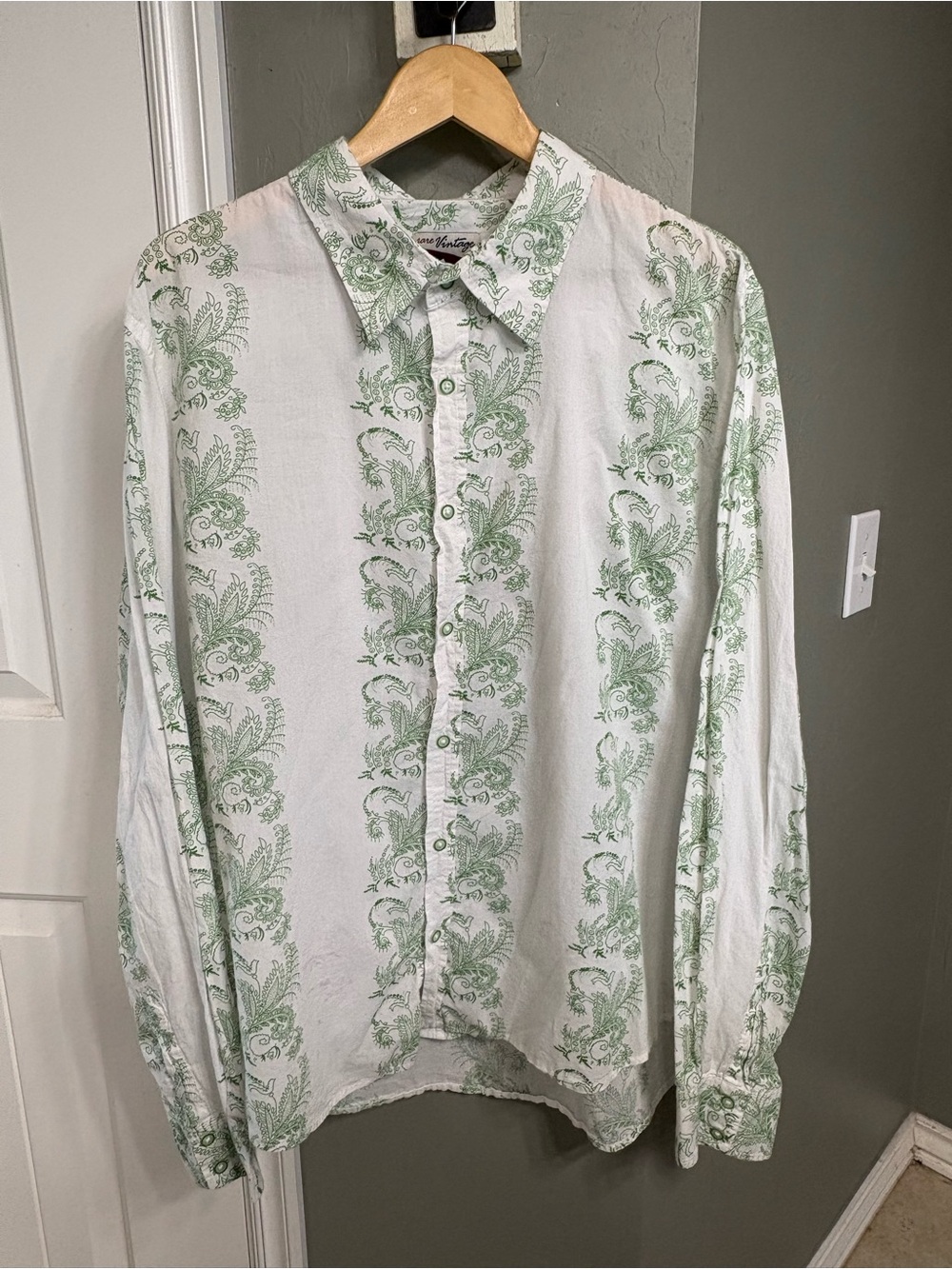 Vintage White Button-Down Shirt with Green Paisley Stripes - Men